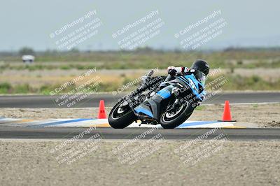 media/Apr-18-2025-TrackDaz (Fri) [[45f5874c44]]/C Group/Session 1 (Turn 7)/